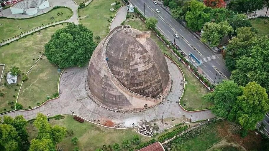 Things to do in Patna: Panaromic view from Golghar