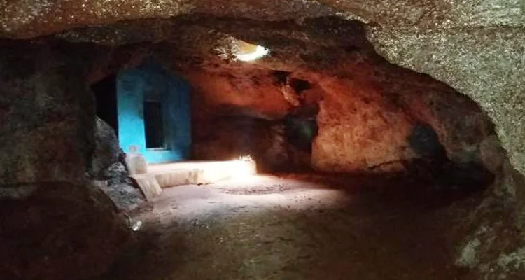 Shiva Cave 