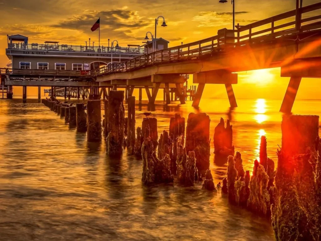 Beautiful Sunset at Ocean View and East Beach