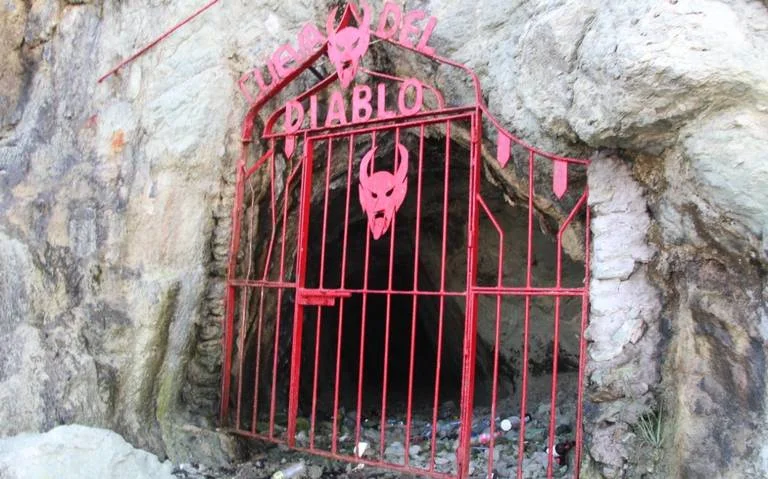 La Cueva Del Diablo 