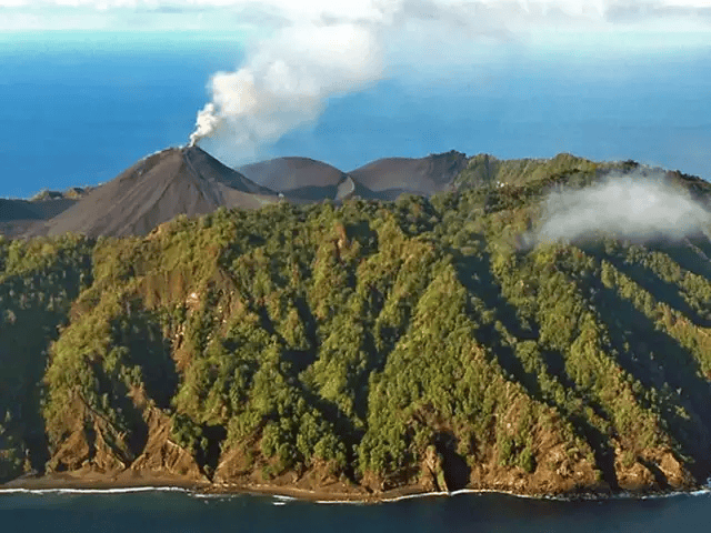 Active Volcanoes