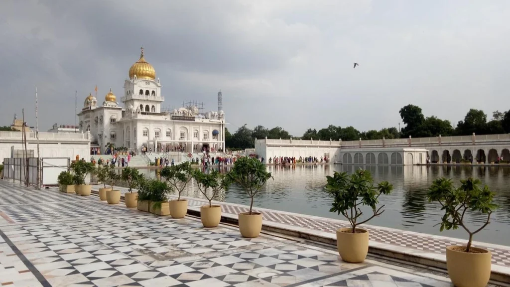 Bangla Sahib Nearest Metro Station: Quick Travel Tips