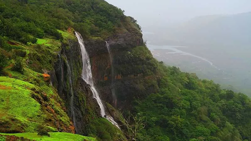 Vihigaon Waterfall